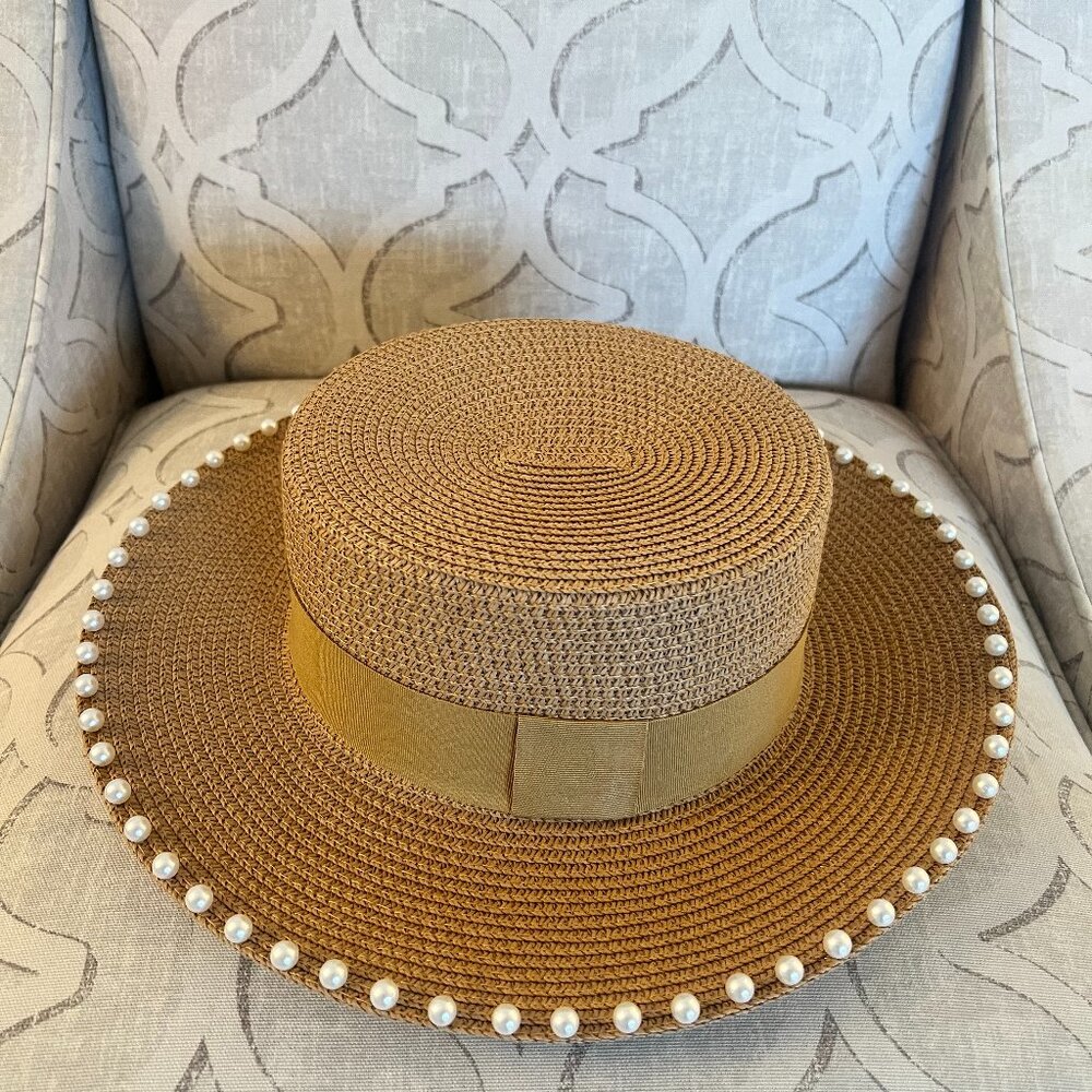 Straw Boater Hat with beige Band